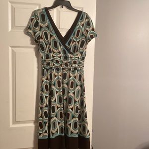 Sandra Darren Size 12 Shirt Sleeve Dress